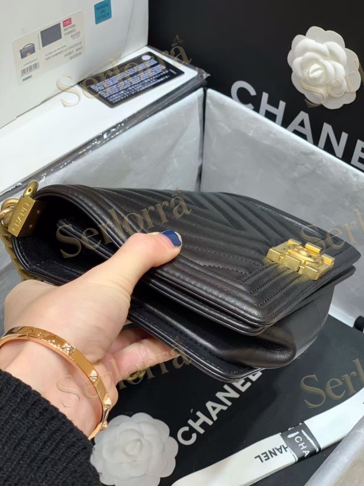CHANEL MASTER BOY OLD MEDIUM CHEVRON
