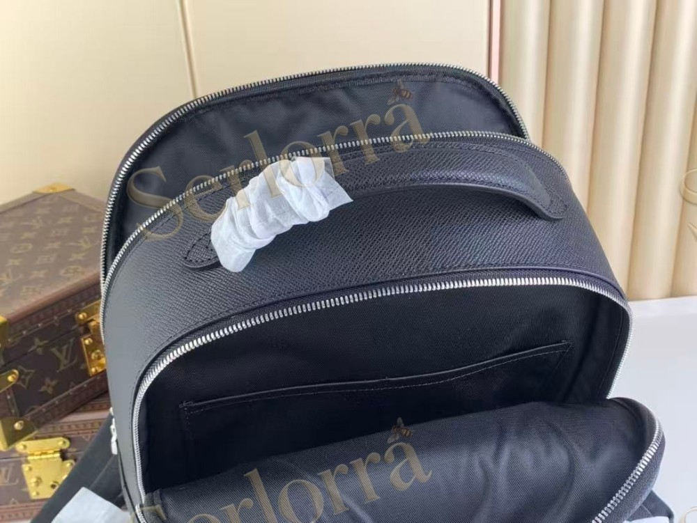 LOUIS VUITTON AVENUE BACKPACK