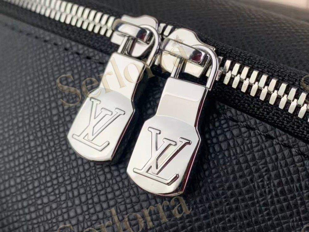 LOUIS VUITTON AVENUE BACKPACK