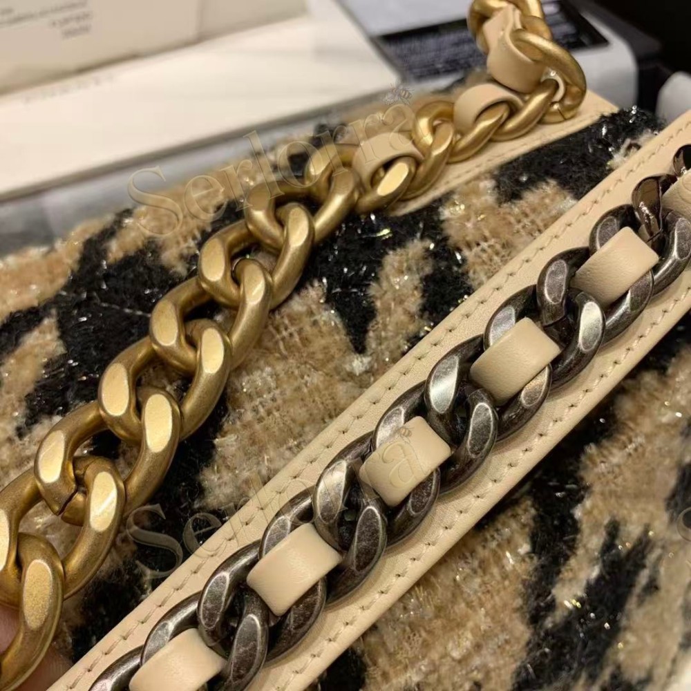 CHANEL MASTER MAXI 19 MESH FLAP WITH TWO-TONE CHAIN