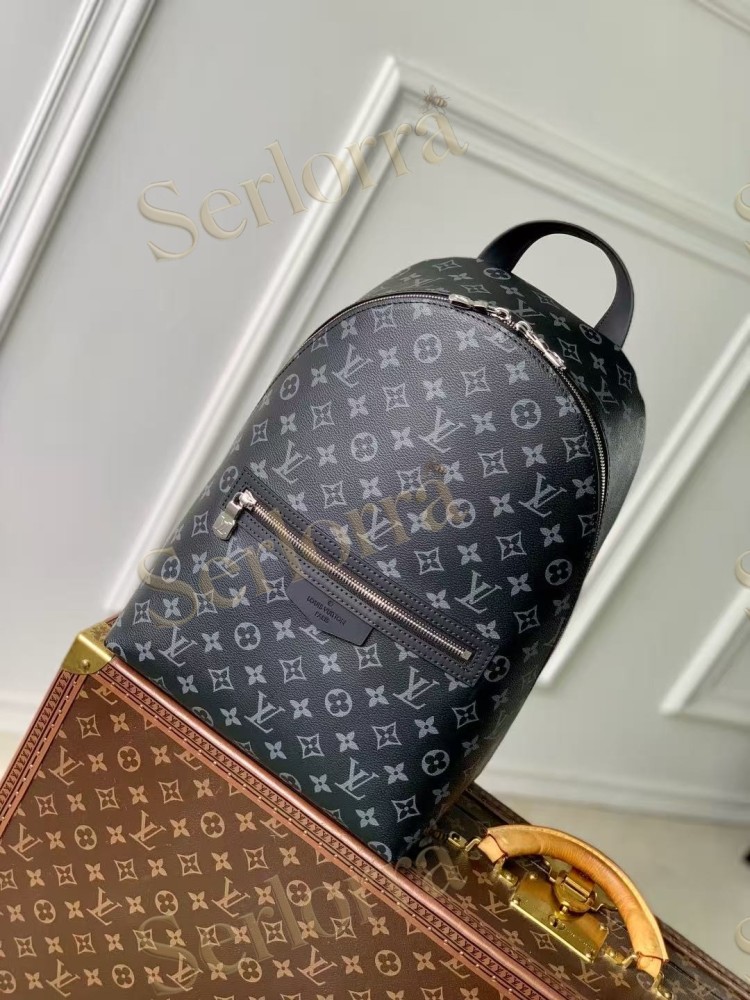 LOUIS VUITTON DISCOVERY SLIM BACKPACK