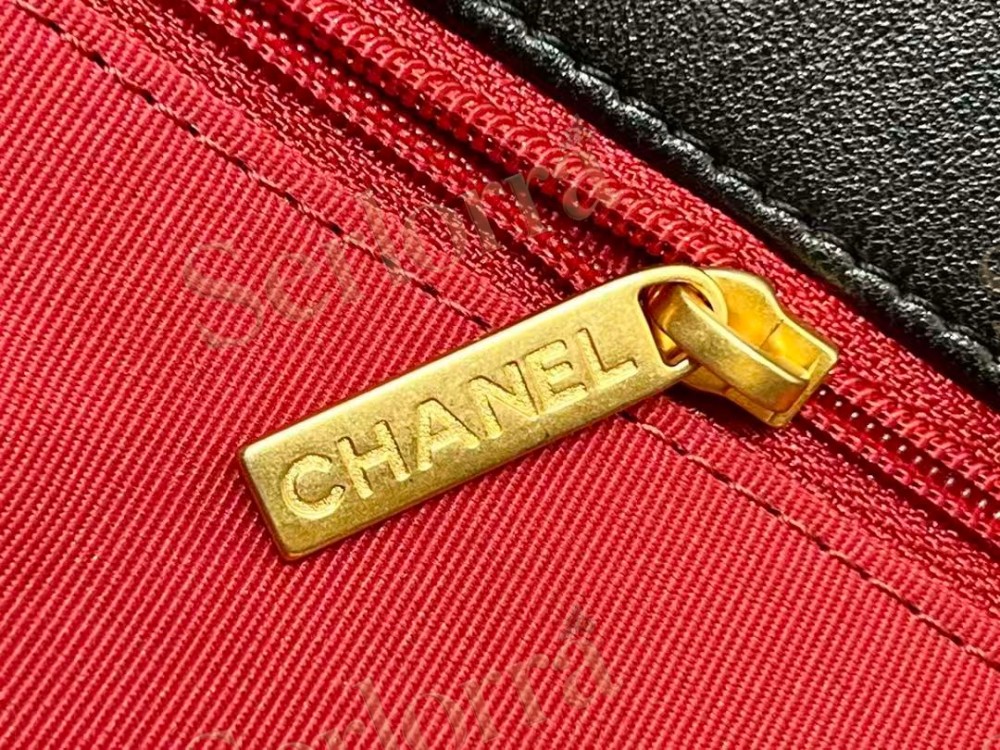 CHANEL MASTER 19 LAMBSKIN SHOPPING BAGS