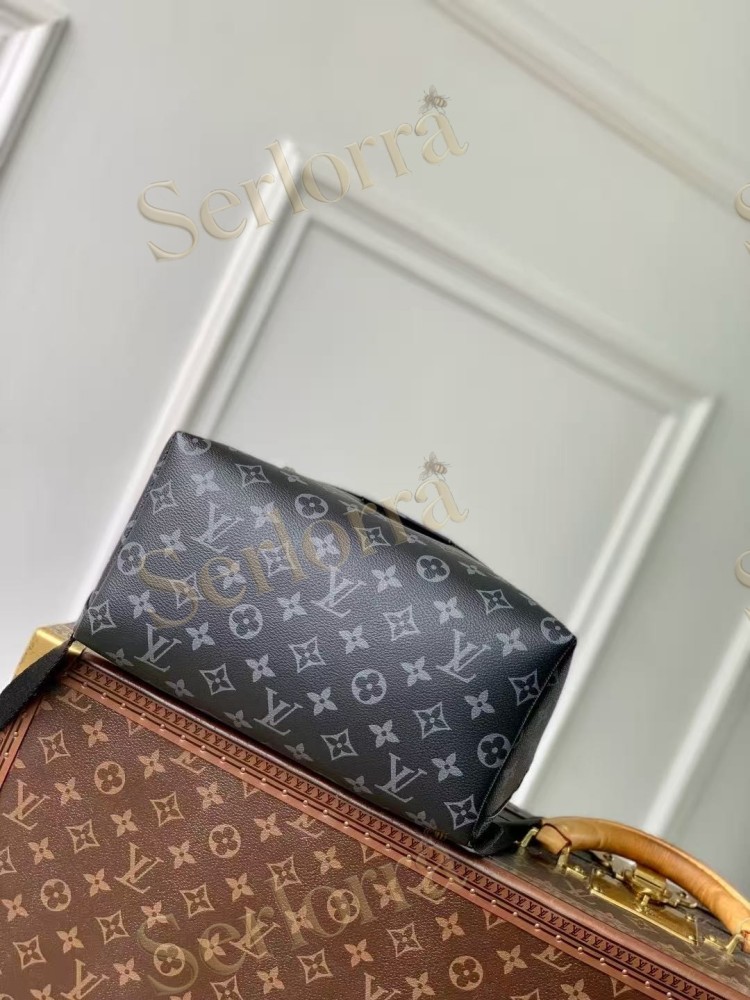 LOUIS VUITTON DISCOVERY SLIM BACKPACK