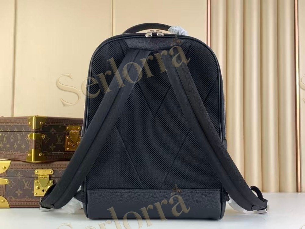 LOUIS VUITTON AVENUE BACKPACK