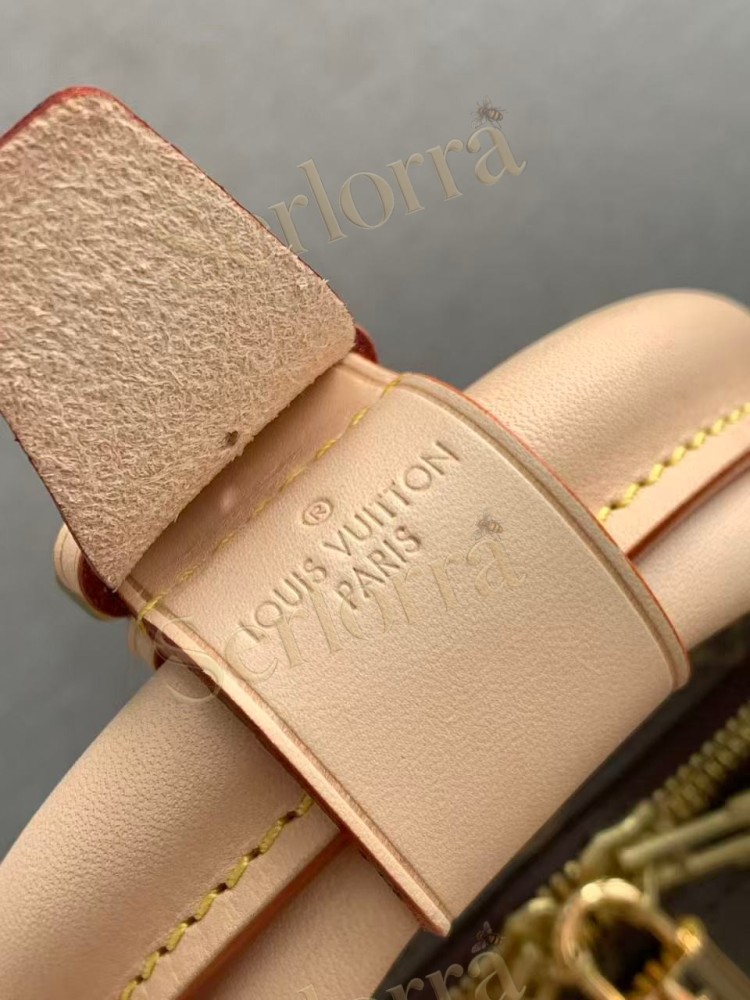 LOUIS VUITTON KEEPALL BANDOULIÈRE 50