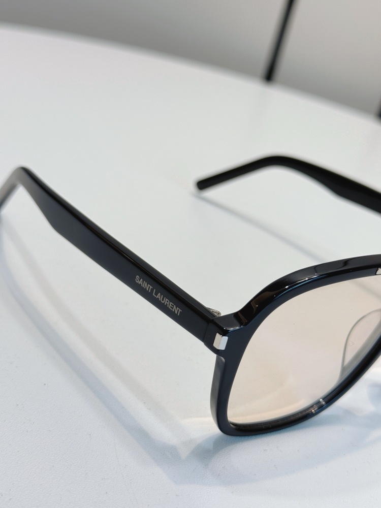 SAINT LAURENT PARIS SUNGLASSES
