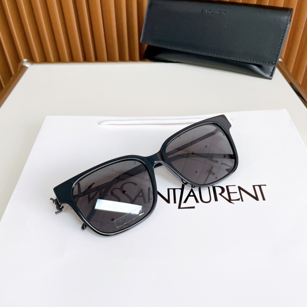 SAINT LAURENT  SUNGLASSES