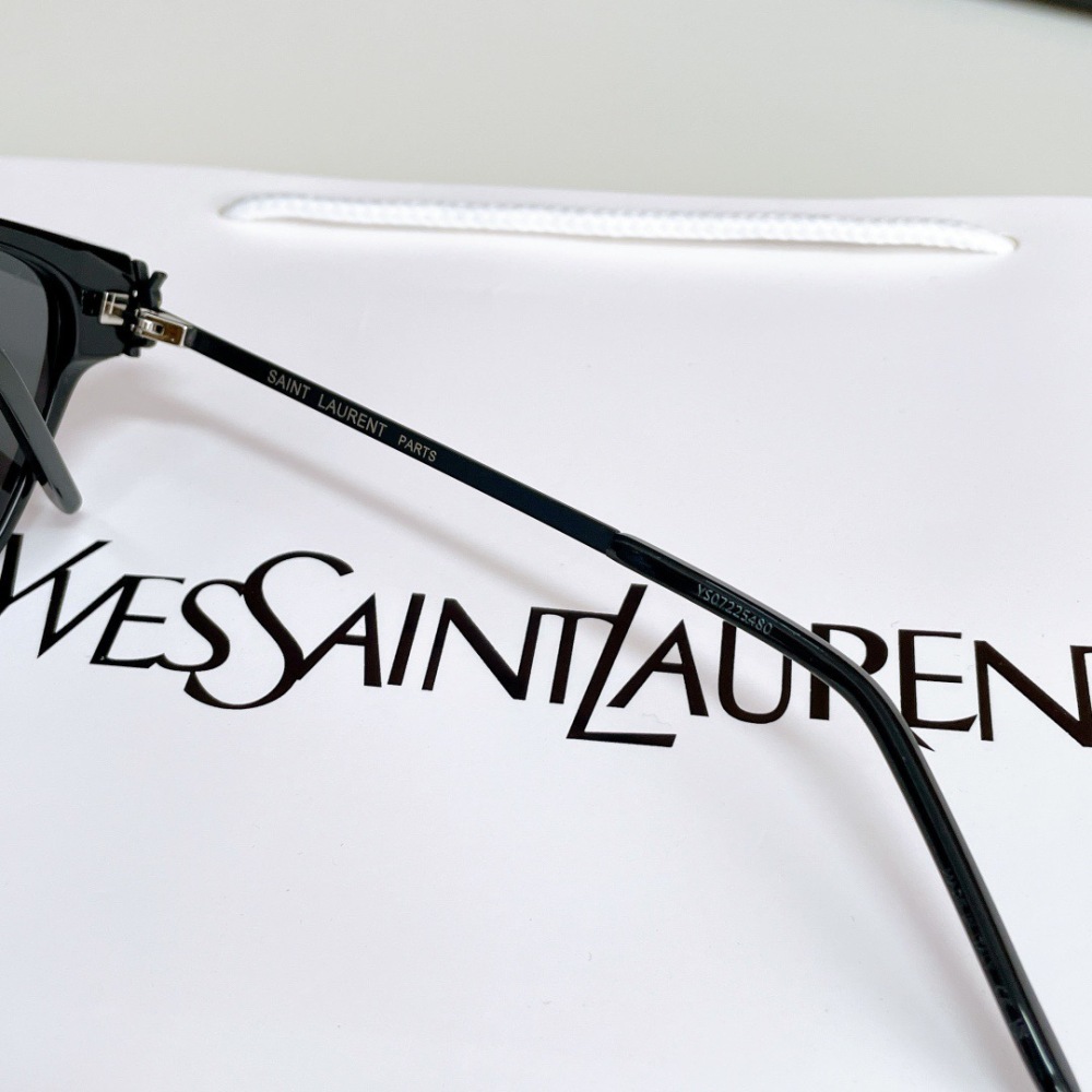 SAINT LAURENT  SUNGLASSES