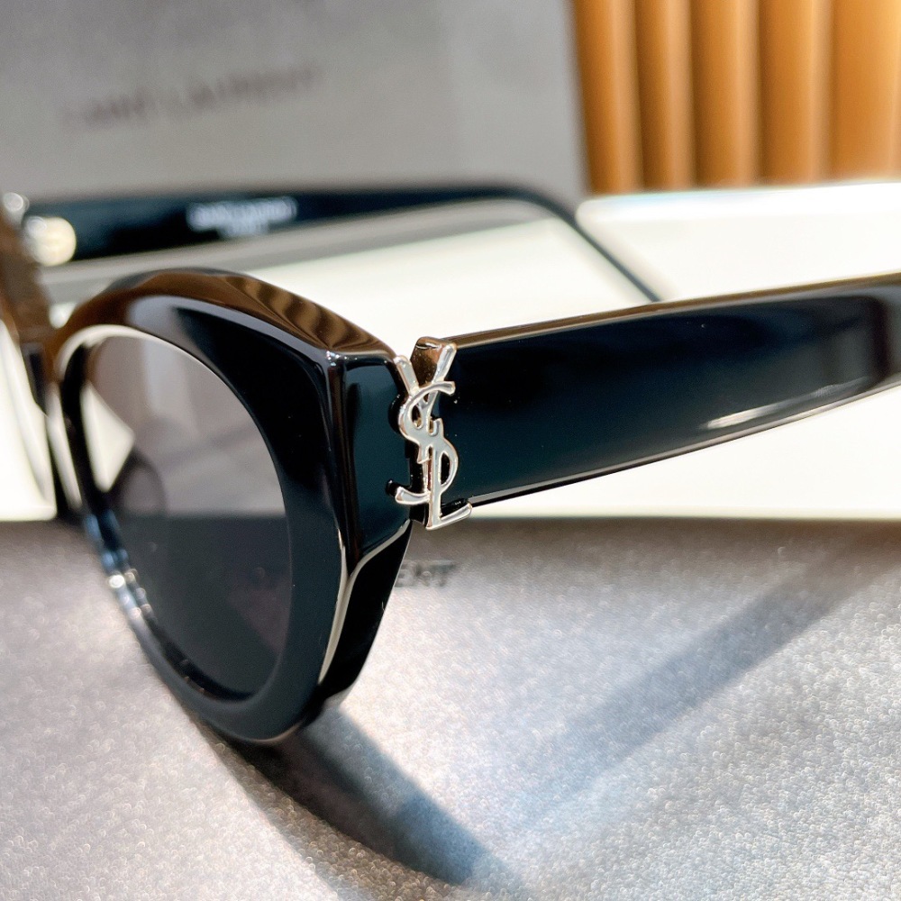 SAINT LAURENT  SUNGLASSES