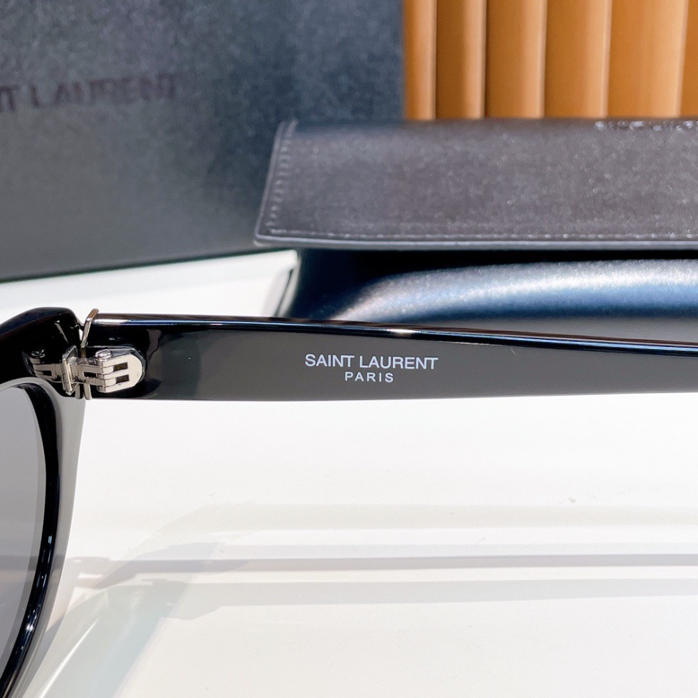 SAINT LAURENT  SUNGLASSES