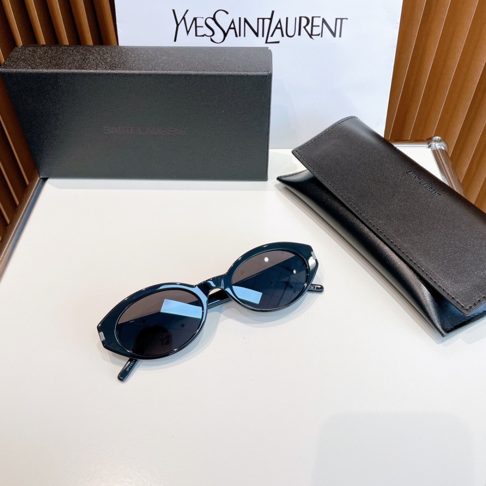 SAINT LAURENT  SUNGLASSES