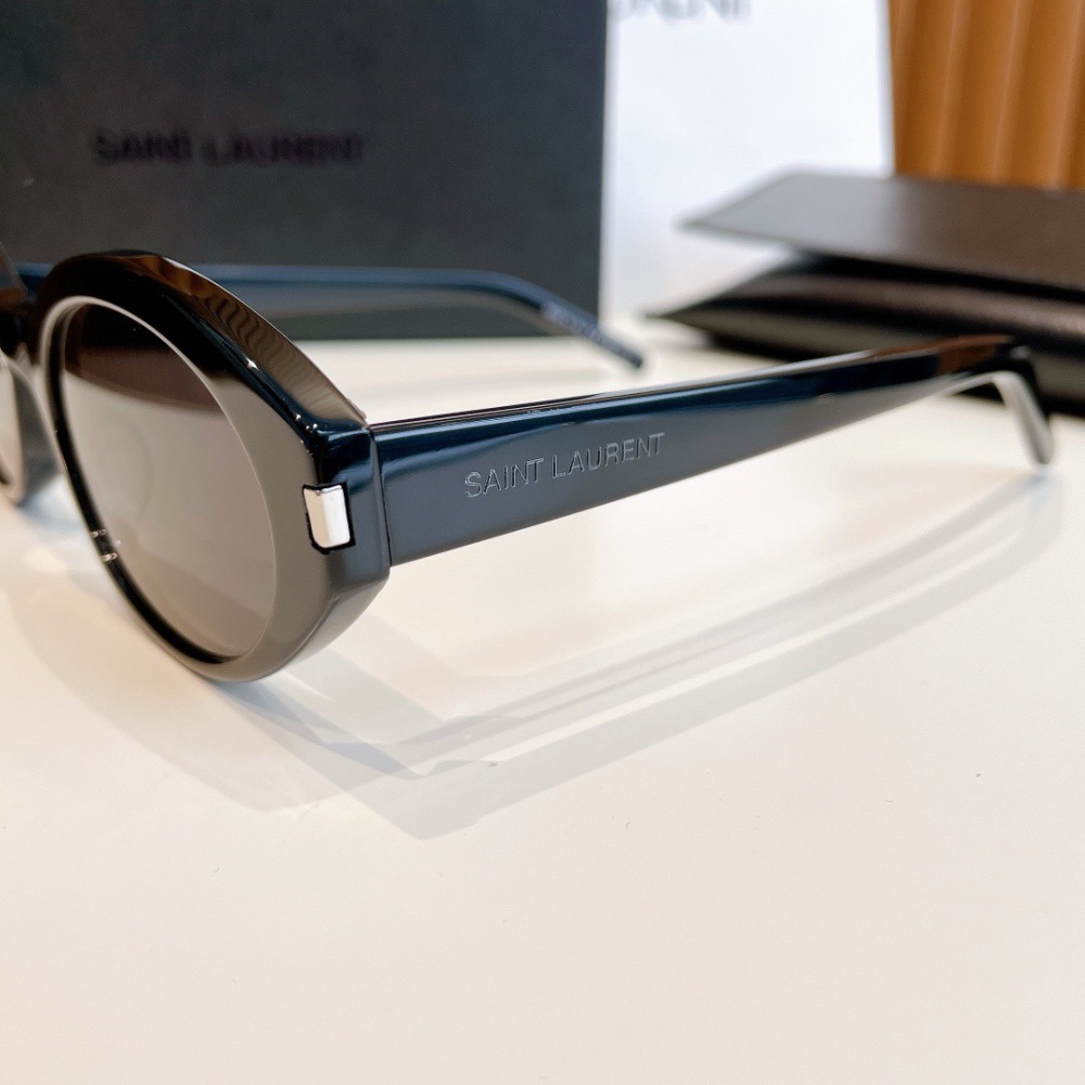SAINT LAURENT  SUNGLASSES