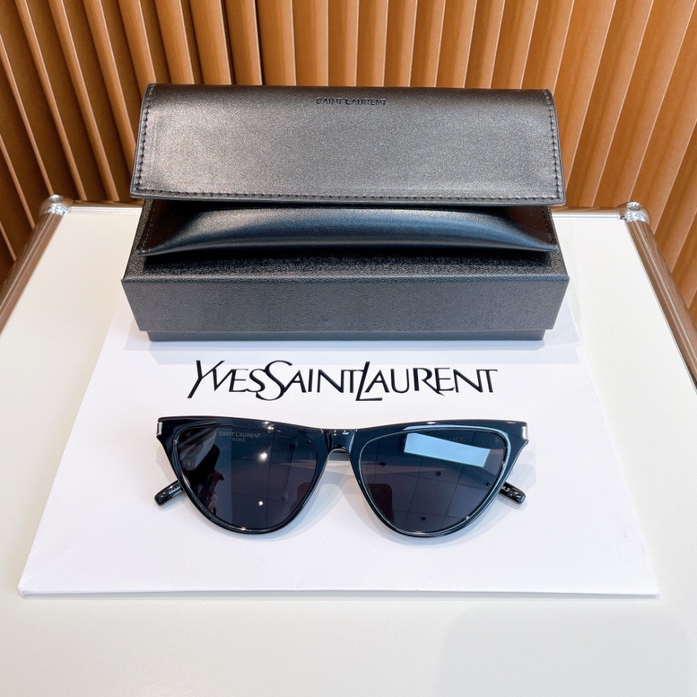 SAINT LAURENT  SUNGLASSES