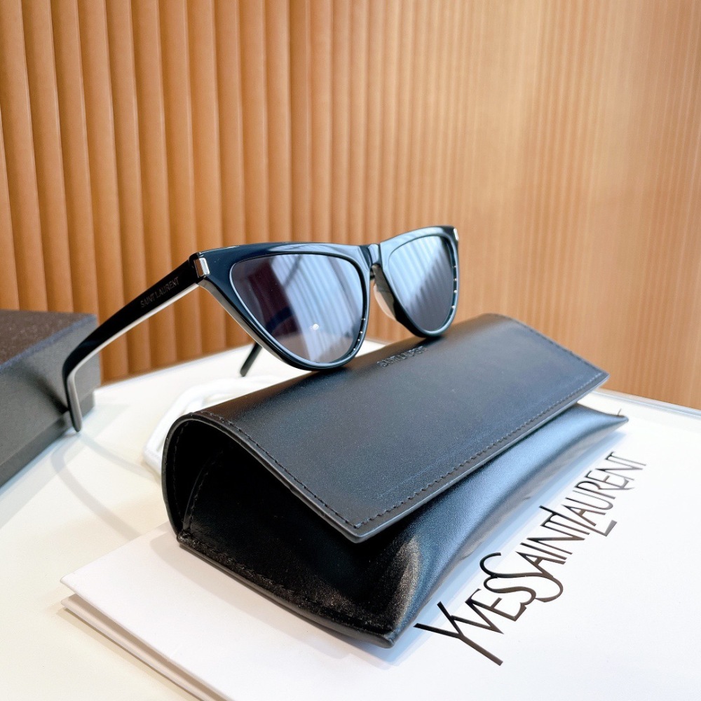 SAINT LAURENT  SUNGLASSES