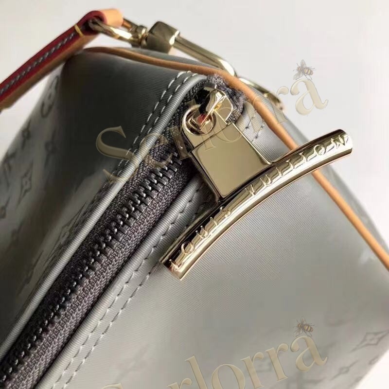 LOUIS VUITTON KEEPALL BANDOULIÈRE 50