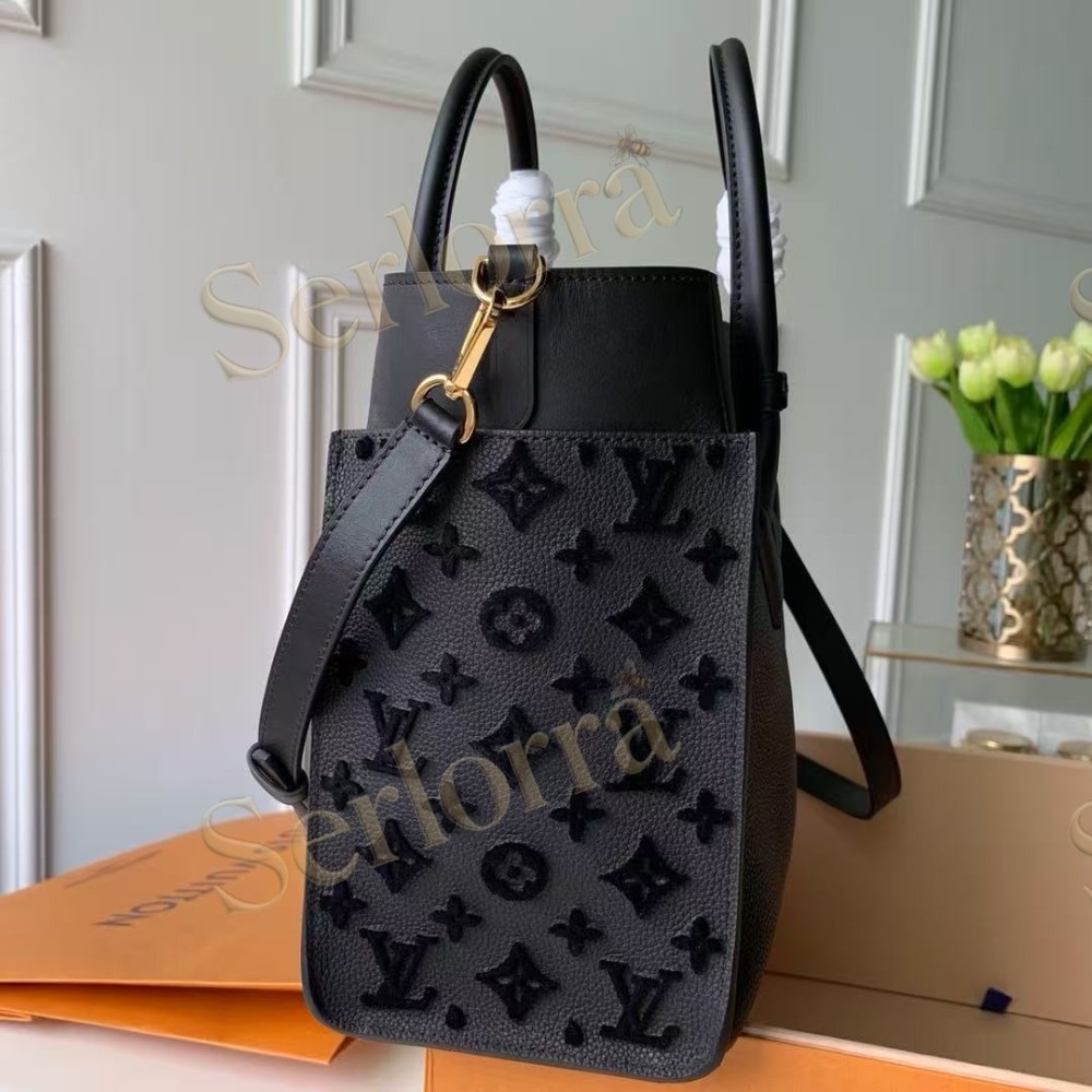 LOUIS VUITTON ON MY SIDE MM