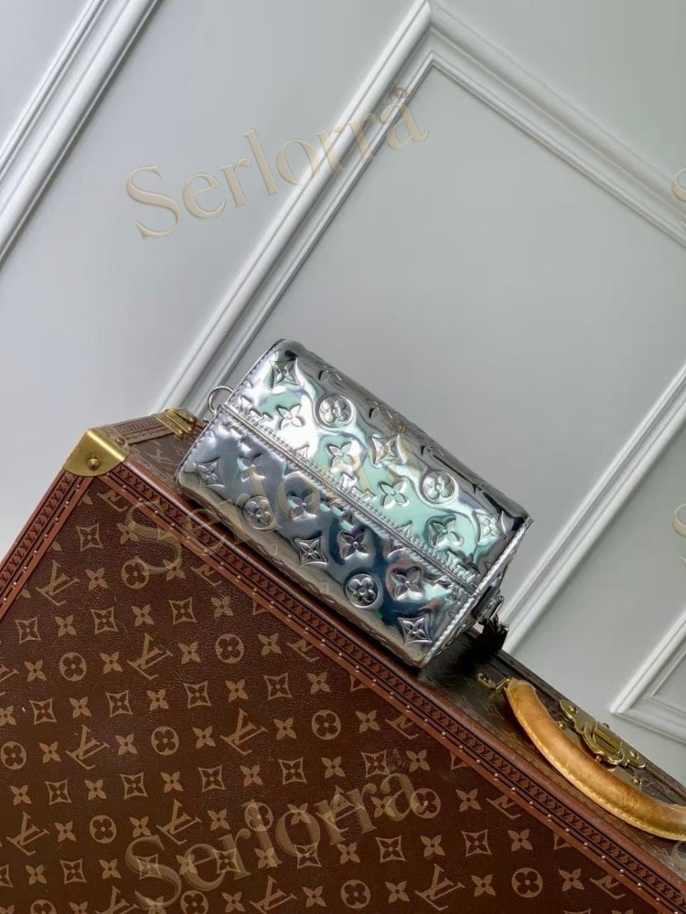 LOUIS VUITTON SPEEDY BANDOULIÈRE 20