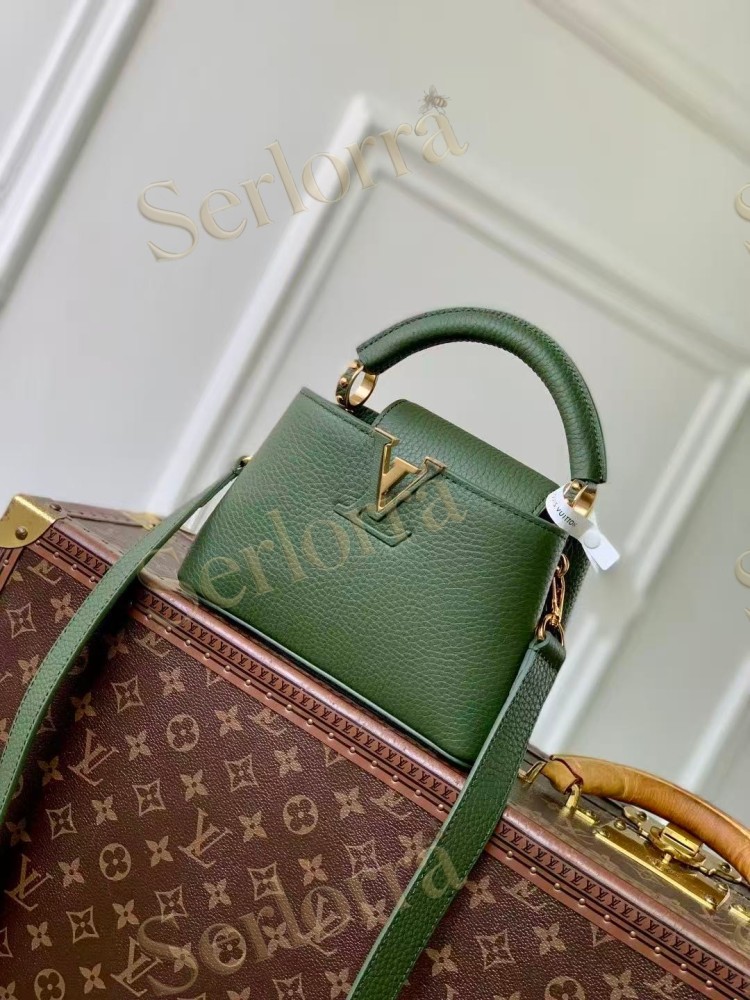 LOUIS VUITTON CAPUCINES MINI