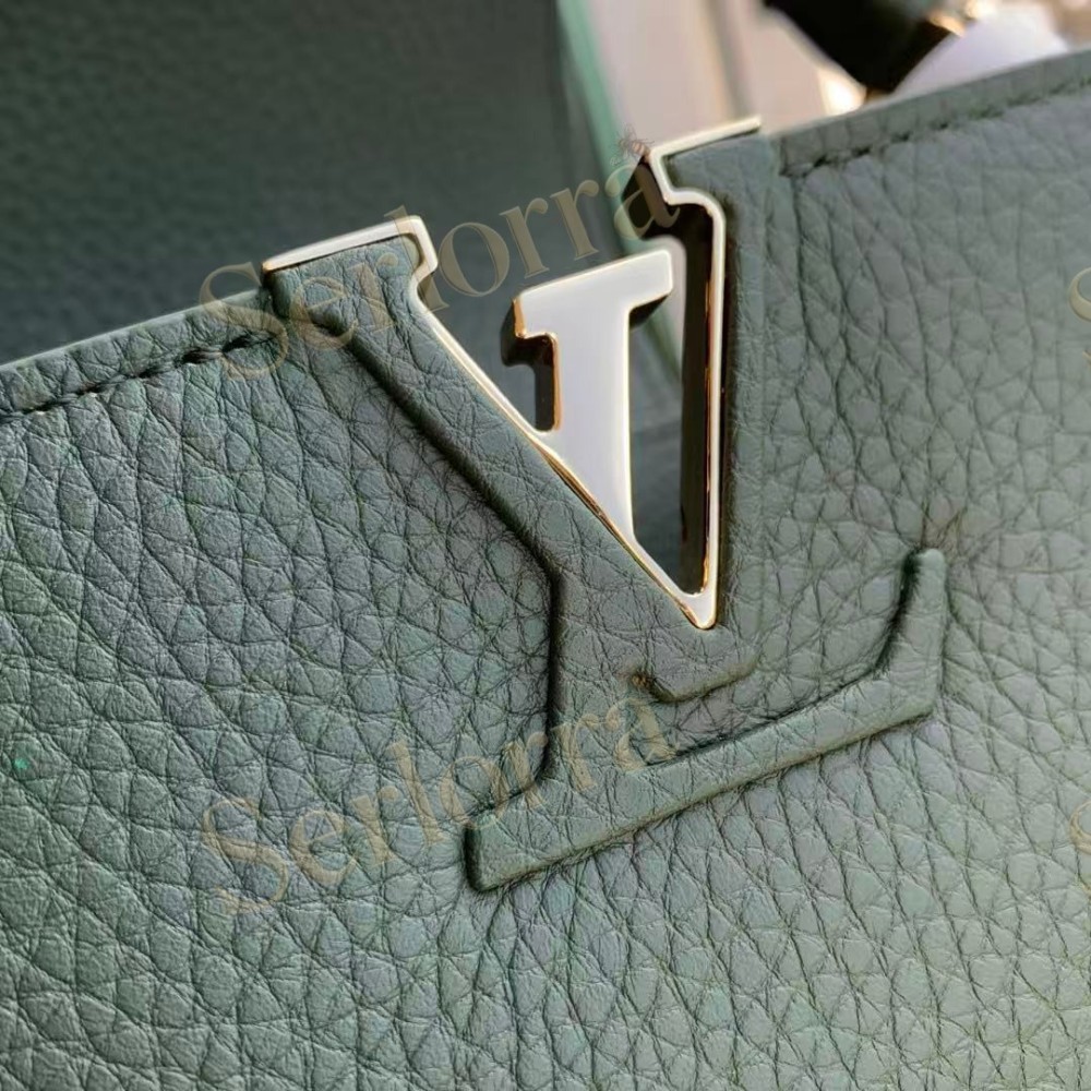 LOUIS VUITTON CAPUCINES BB