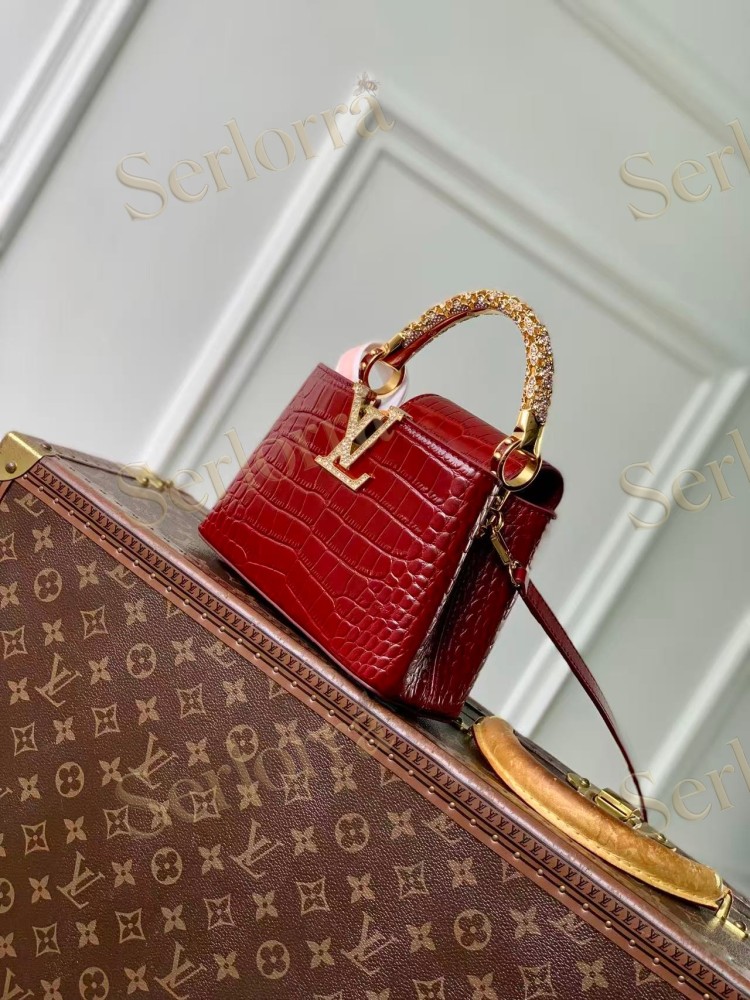 LOUIS VUITTON CAPUCINES MINI