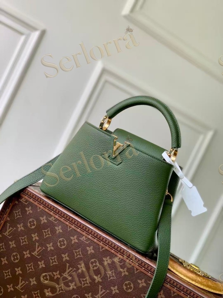 LOUIS VUITTON CAPUCINES BB