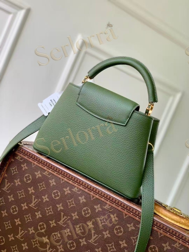 LOUIS VUITTON CAPUCINES BB