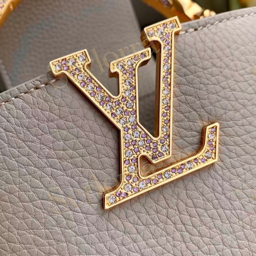 LOUIS VUITTON CAPUCINES MINI