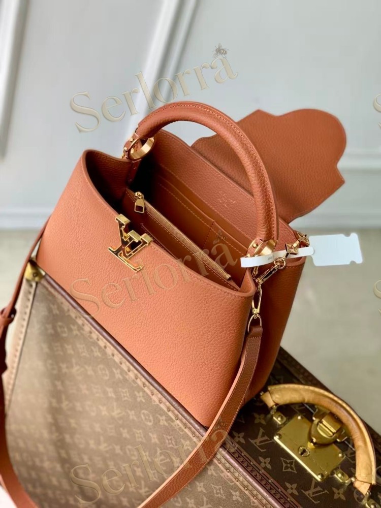 LOUIS VUITTON CAPUCINES MM