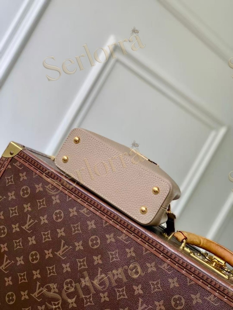 LOUIS VUITTON CAPUCINES MINI