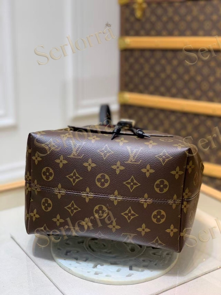 LOUIS VUITTON MONTSOURIS PM