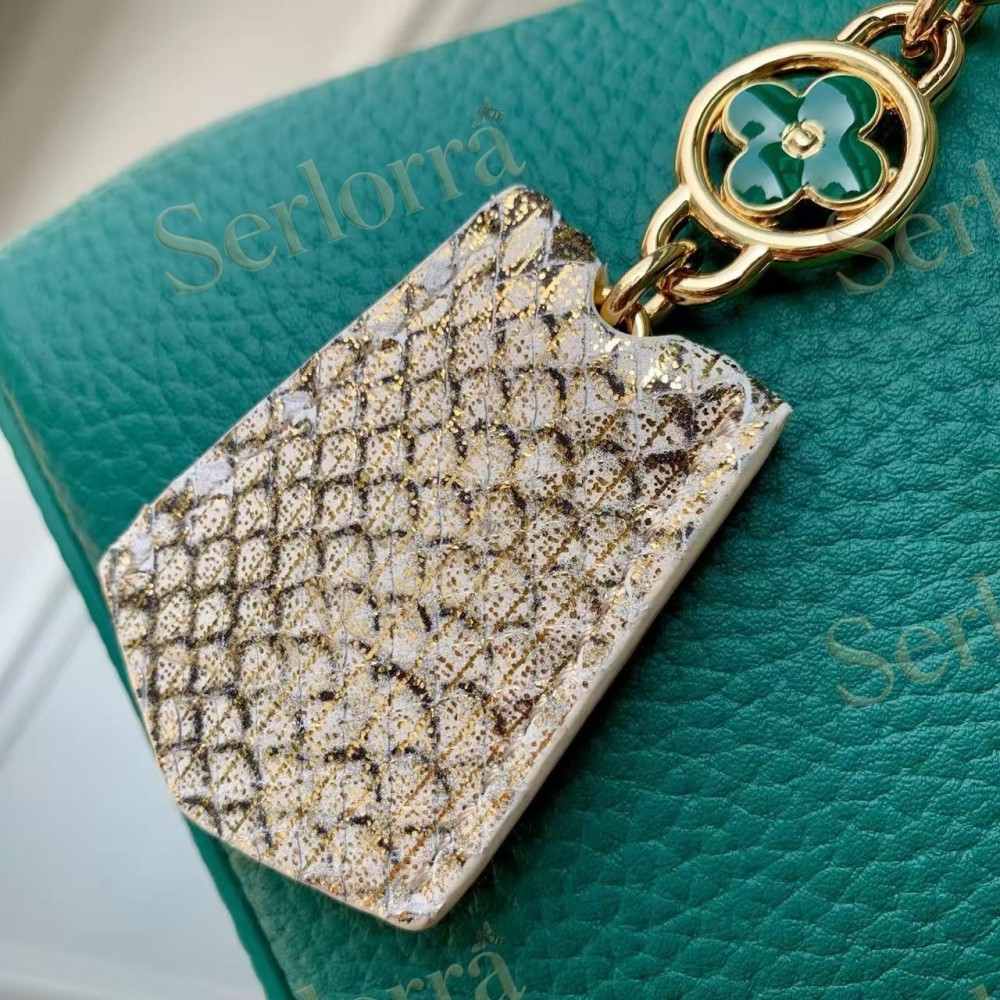 LOUIS VUITTON CAPUCINES MINI