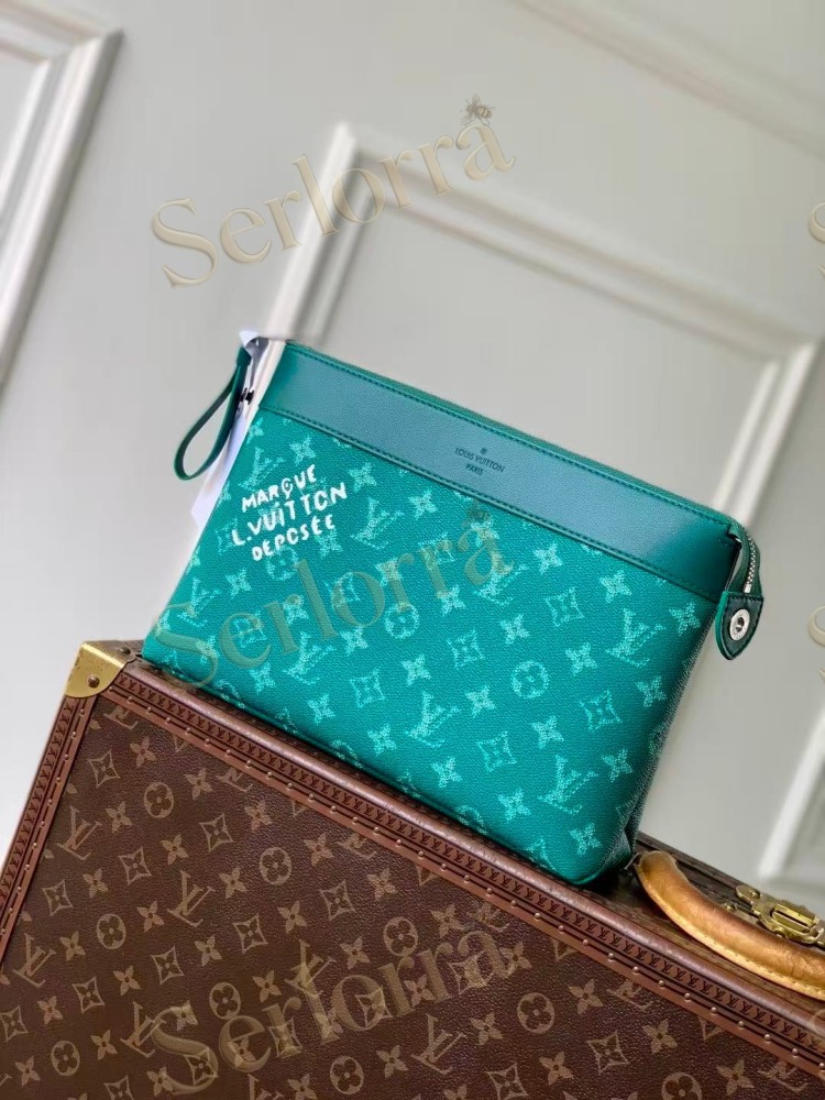 LOUIS VUITTON POCHETTE VOYAGE SOUPLE