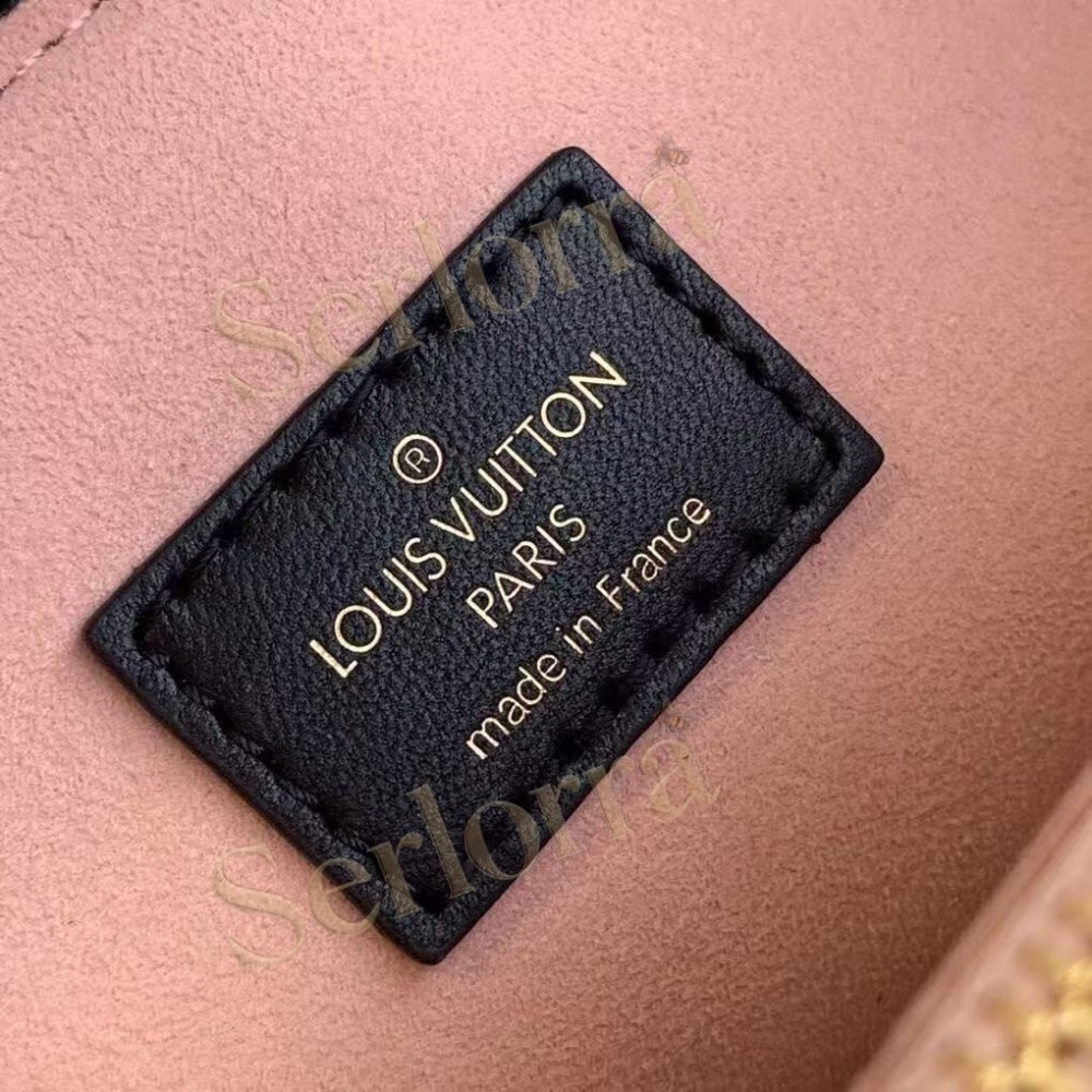 LOUIS VUITTON COUSSIN PM