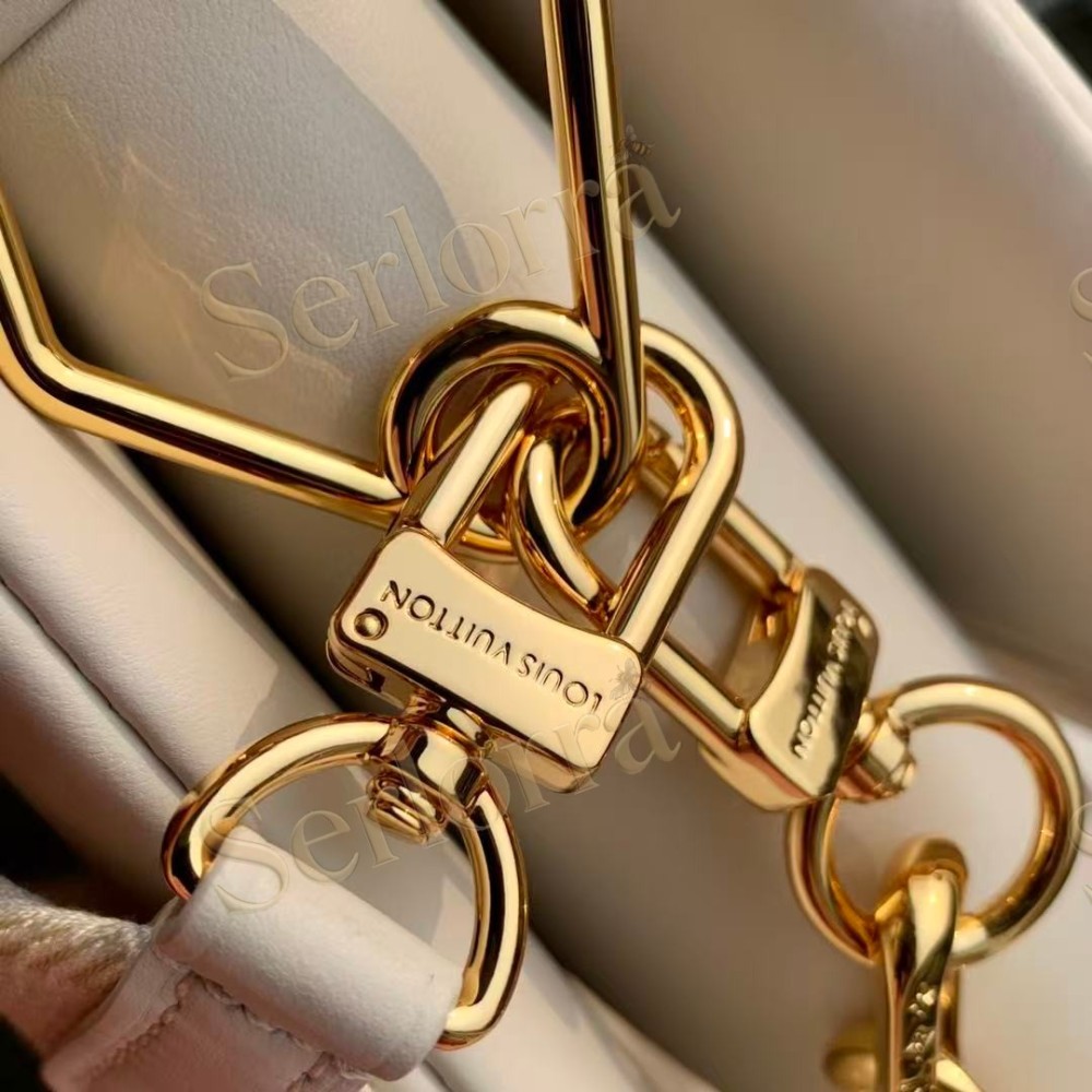 LOUIS VUITTON COUSSIN PM