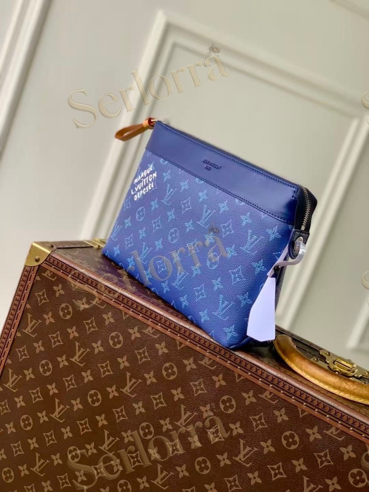 LOUIS VUITTON POCHETTE VOYAGE SOUPLE
