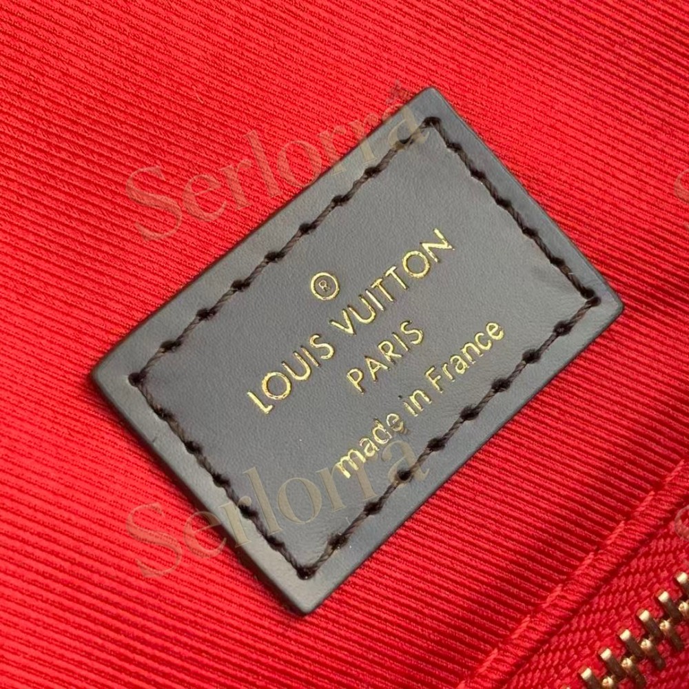 LOUIS VUITTON MASTER GRACEFUL MM