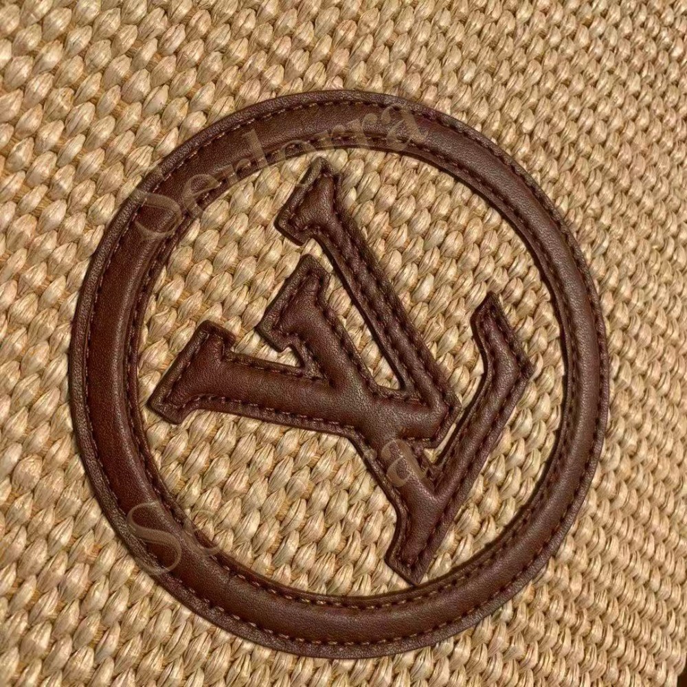 LOUIS VUITTON TOILETRY POUCH ON CHAIN