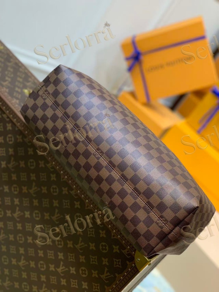 LOUIS VUITTON MASTER GRACEFUL MM