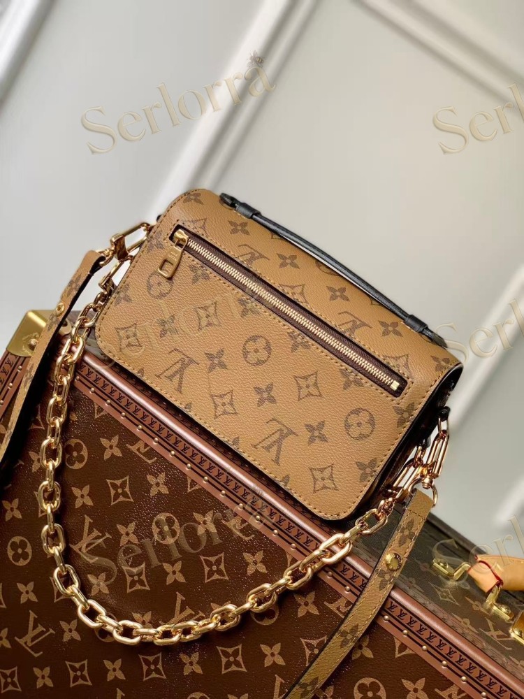 LOUIS VUITTON POCHETTE MÉTIS EAST WEST