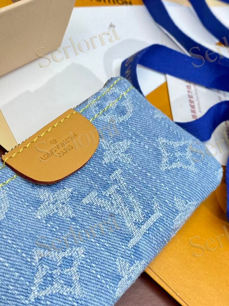LOUIS VUITTON KEY POUCH