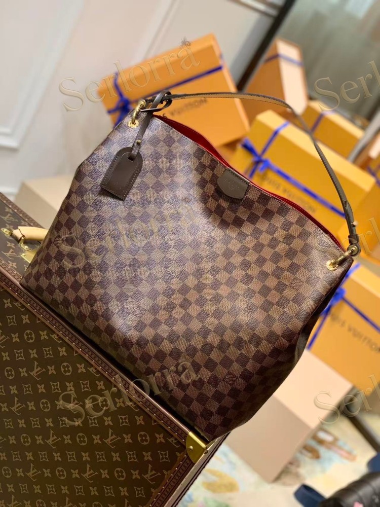 LOUIS VUITTON MASTER GRACEFUL MM