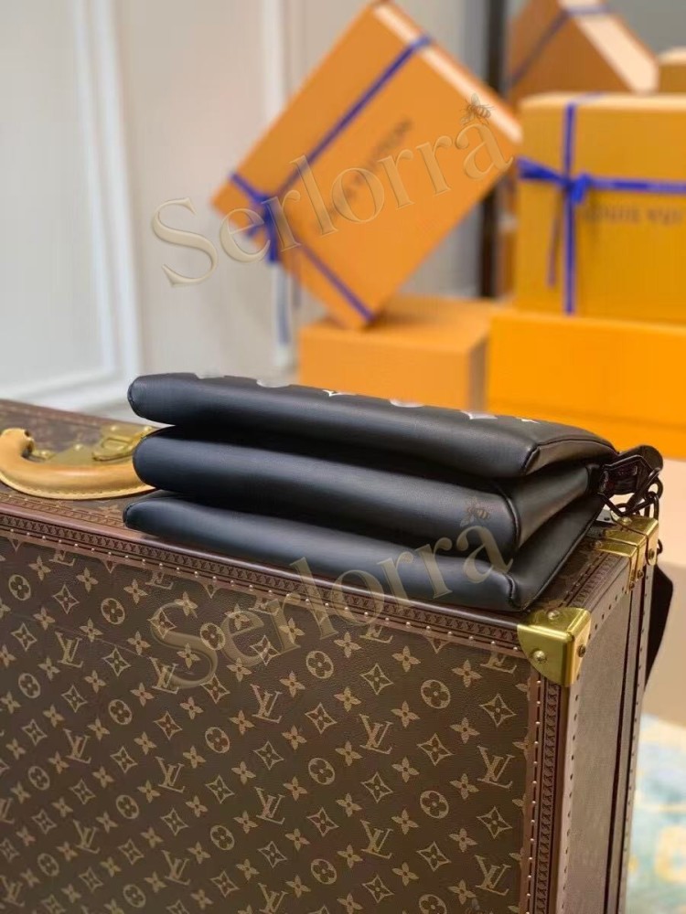 LOUIS VUITTON COUSSIN PM