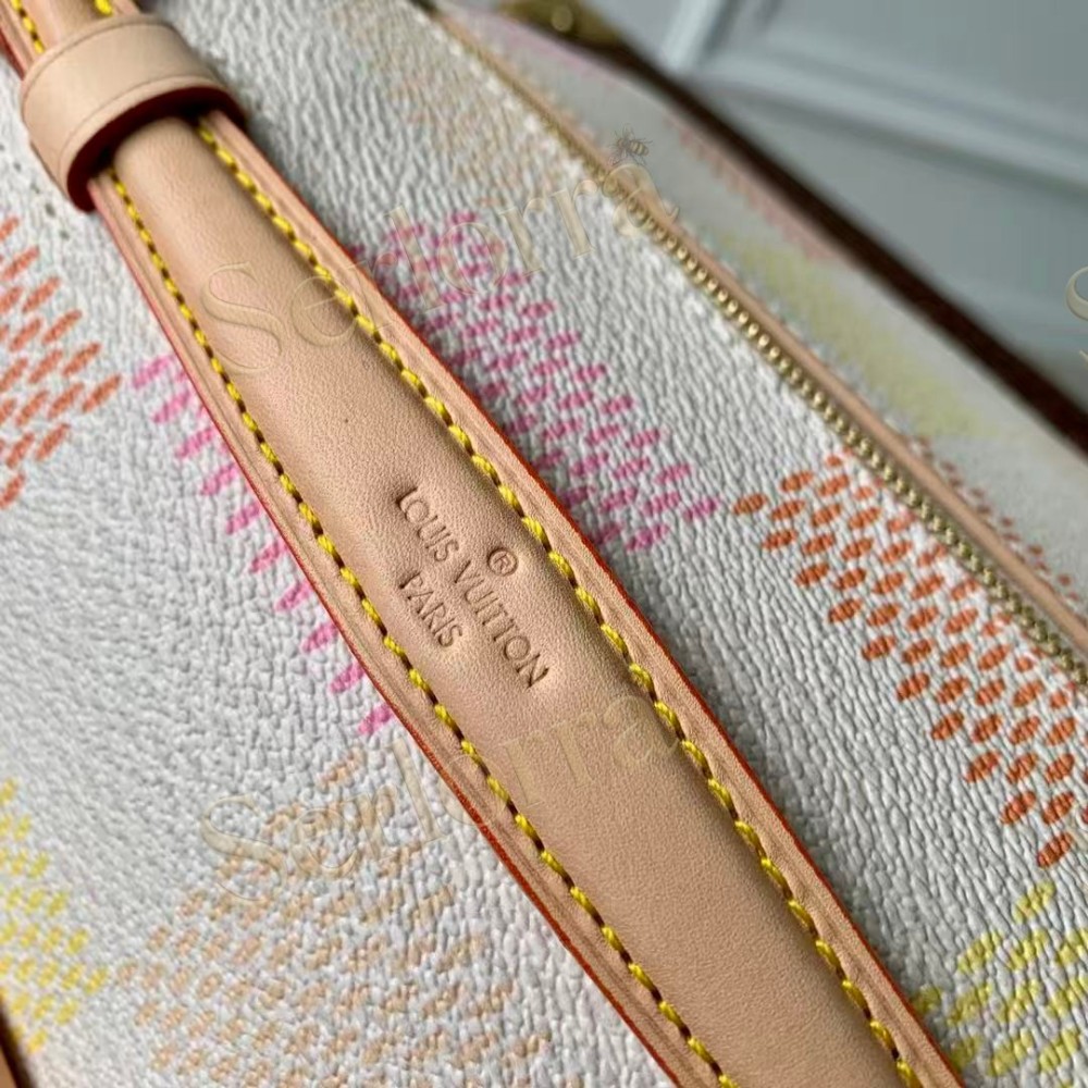 LOUIS VUITTON POCHETTE MÉTIS EAST WEST