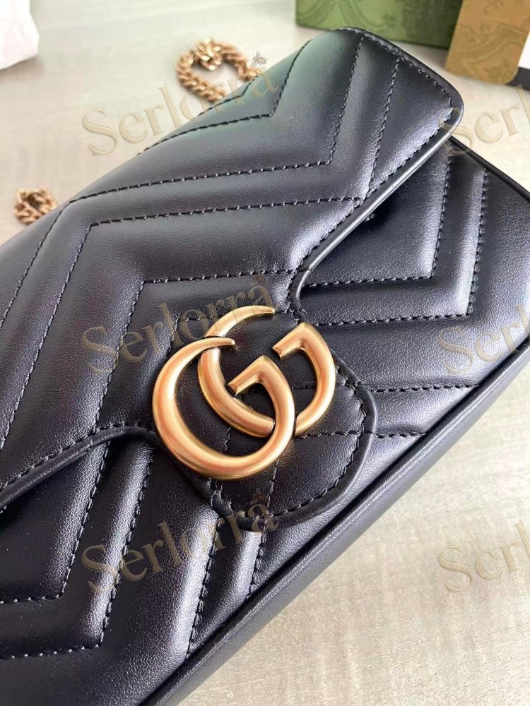 GUCCI GG MARMONT MATELASSÉ LEATHER SUPER MINI BAG