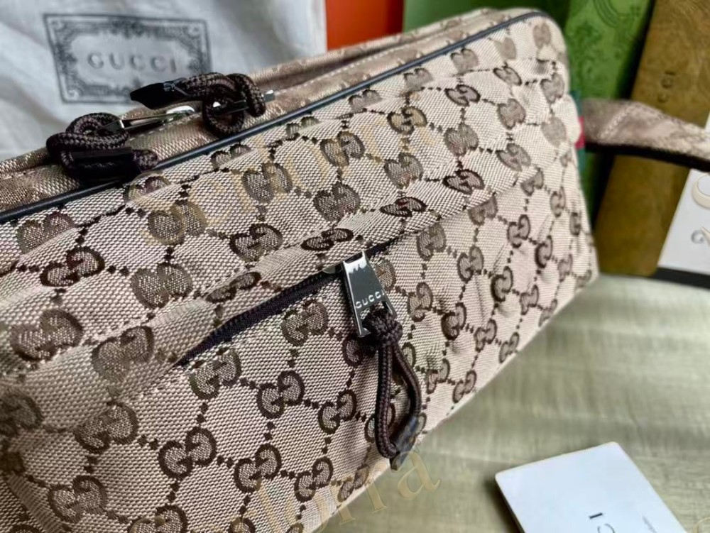 GUCCI GG CANVAS LARGE SLINGBAG