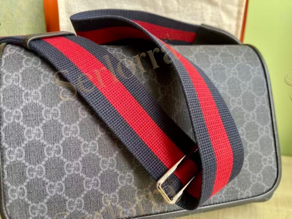GUCCI GG BLACK MEDIUM CROSSBODY BAG