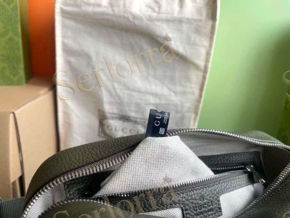 GUCCI MEDIUM JUMBO GG MESSENGER BAG