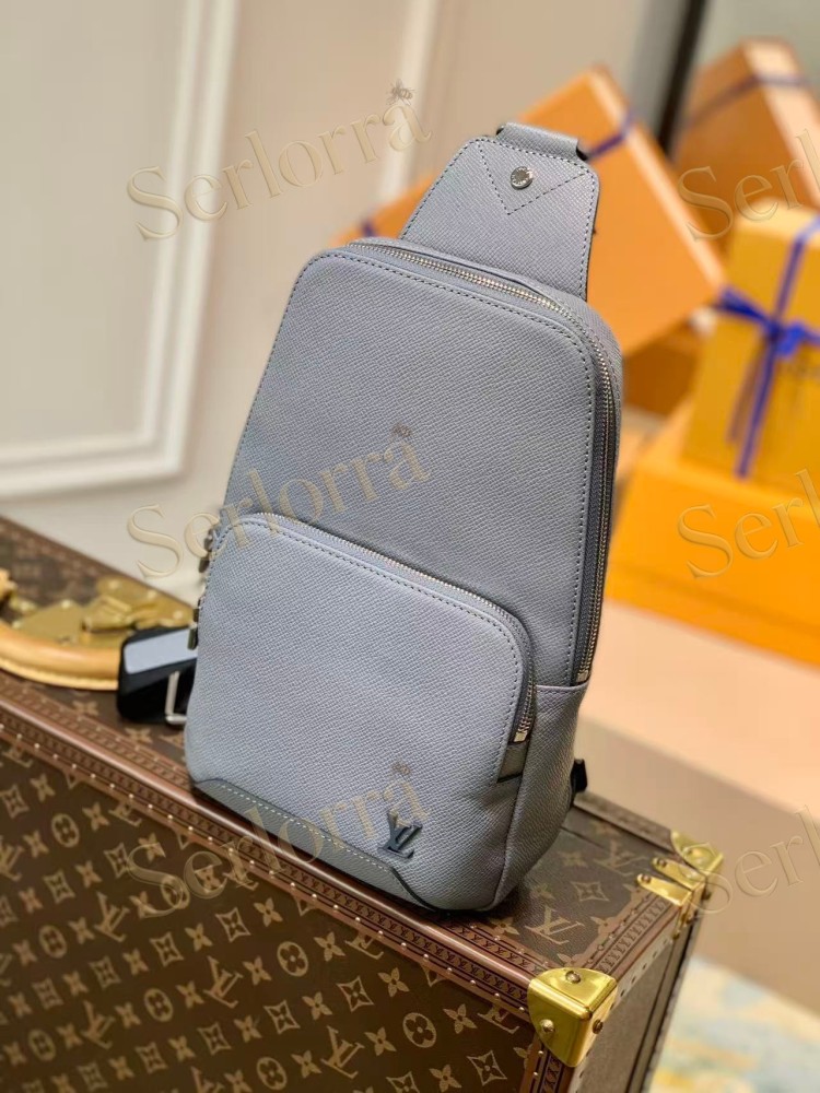 LOUIS VUITTON AVENUE SLING BAG