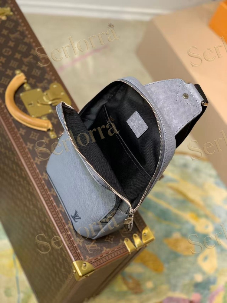 LOUIS VUITTON AVENUE SLING BAG