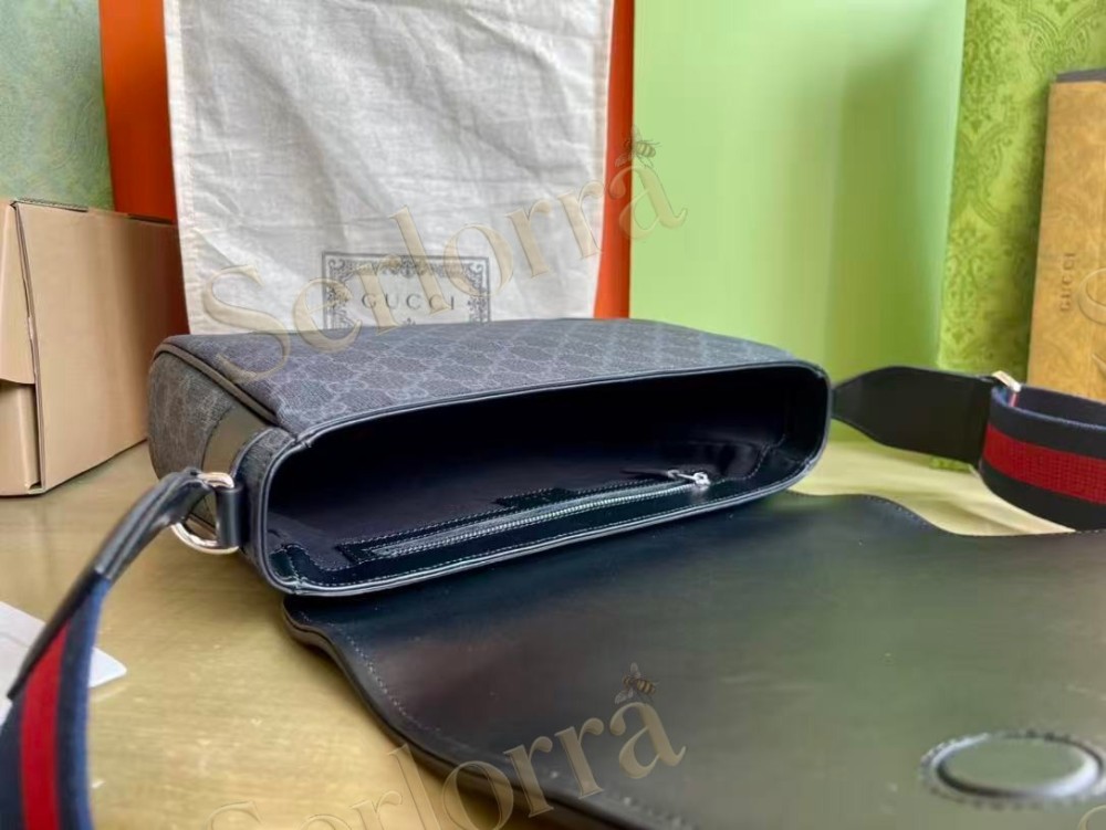 GUCCI GG BLACK MEDIUM CROSSBODY BAG